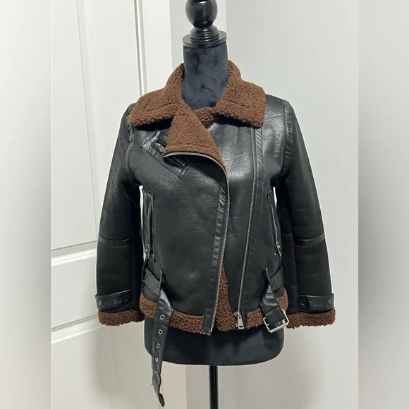 Gianni Bini Girls Black Aviator Shearling Jacket Asymmetrical Zipper size Large - Picture 6 of 11